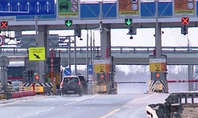 Новый штраф планируют ввести для  российских водителей