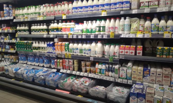 В тульских магазинах появились новые упаковки молока