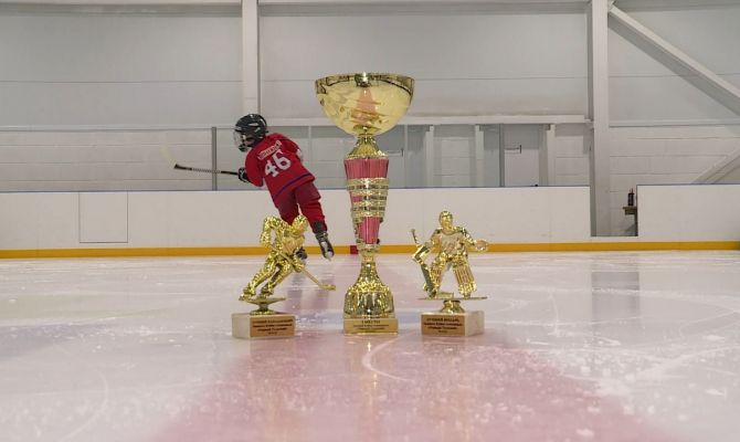 6-летние хоккеисты из Тульской области и Москвы столкнулись в борьбе за Кубок "Первого Тульского"