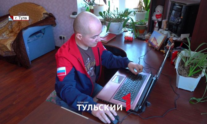 В Туле инвалид пытался устроиться на работу, но лишился пенсии и автомобиля