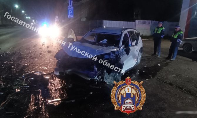 Несовершеннолетняя девушка пострадала в ДТП на Мосина в Туле