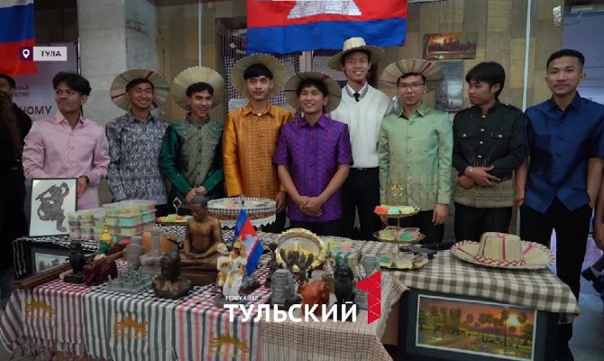 В гастрономическое путешествие по Азии отправились студенты из Тулы