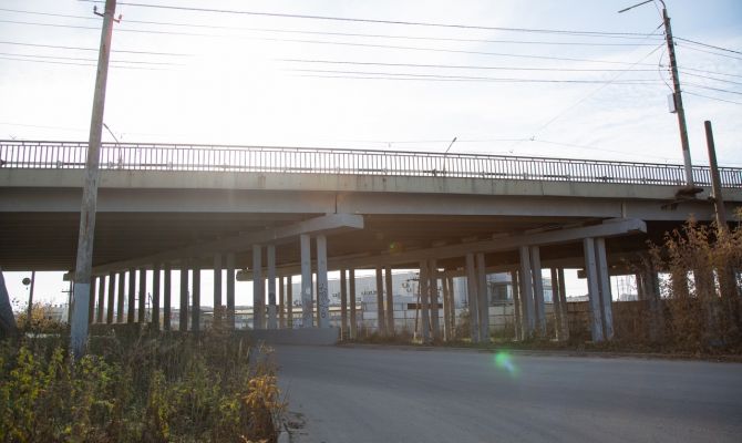 Работа кипит: в Туле приводят в порядок самые загруженные мосты города