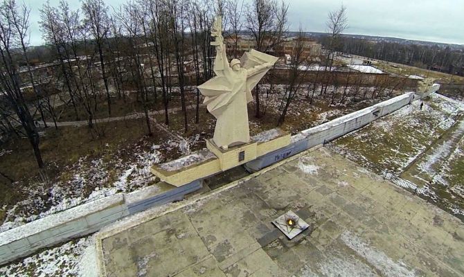 В Алексине взяли под охрану братское захоронение