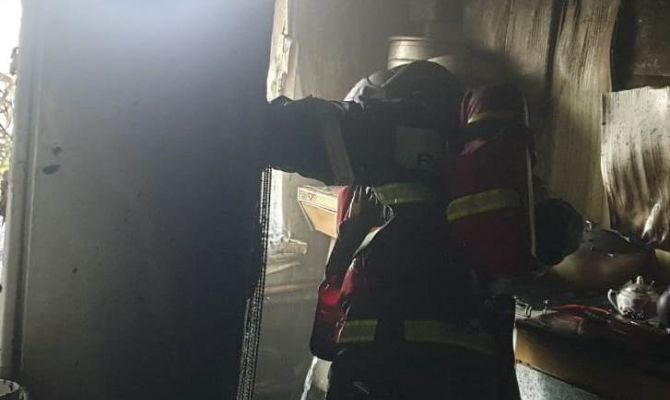 В Арсеньевском районе возник пожар из-за холодильника