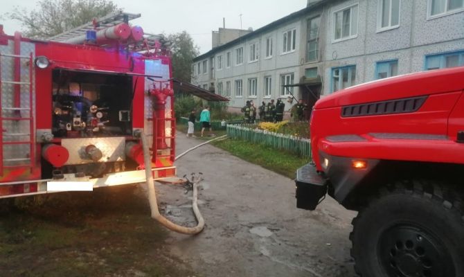 Пожарные в Ефремовском районе спасли пожилого мужчину из огня