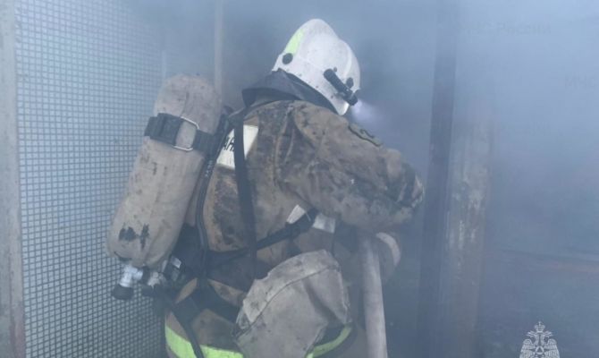 При пожаре в частном доме в Алексине погиб 60-летний мужчина