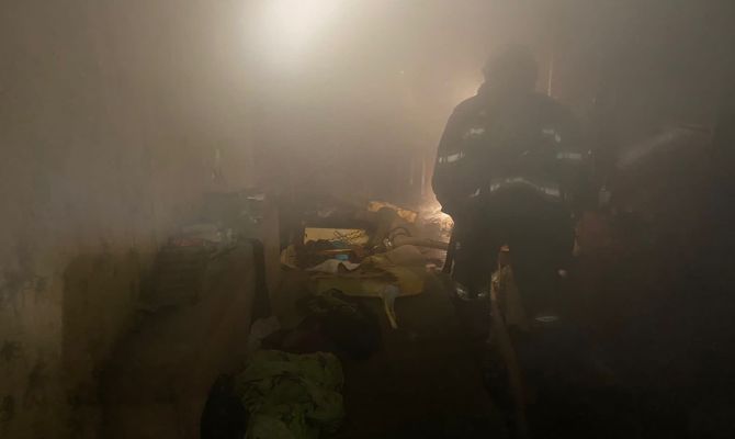 На пожаре в Новомосковске пострадал 54-летний мужчина