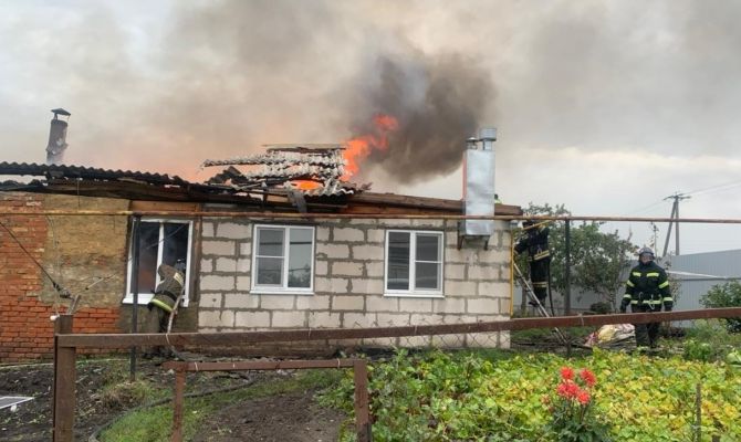 При пожаре в Плавском районе погиб 44-летний мужчина 