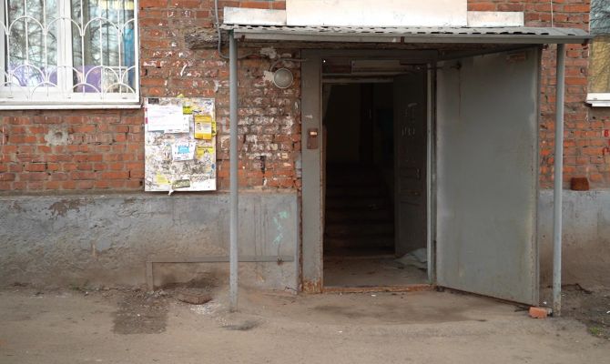 Как тулякам заработать на объявлениях в подъезде: подробная инструкция