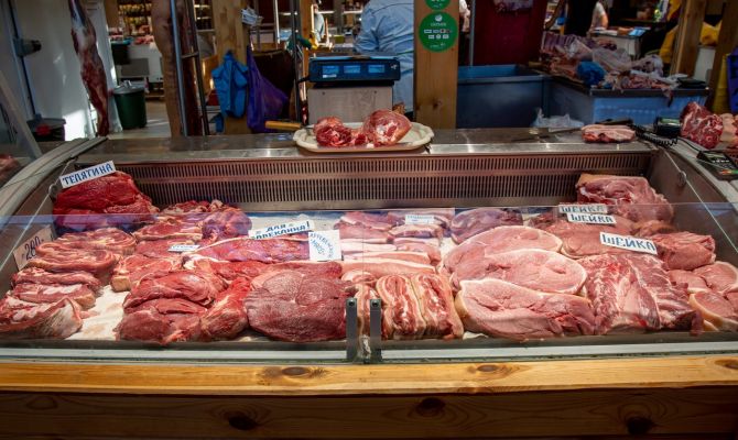 Тульское предприятие поставляло в костромской детский сад мясо с антибиотиком