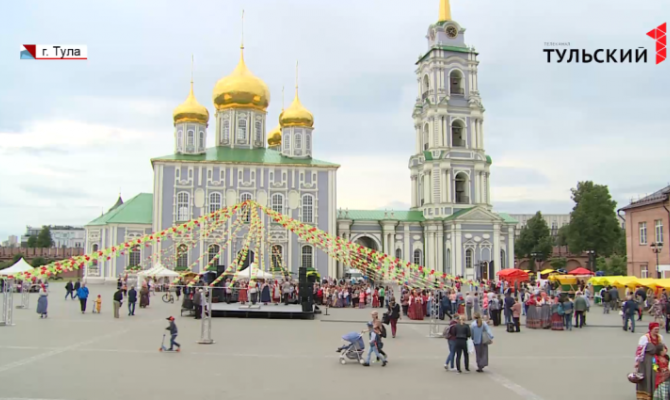 500 лучших вокалистов собрались на фестивале "Тульский заиграй"