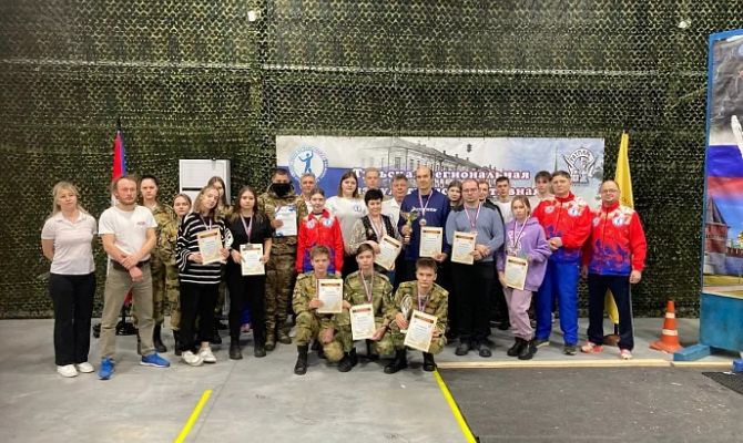 В Туле прошли областные соревнования по спортивному метанию ножа