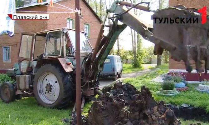 В Плавском районе из водопровода течет канализационная вода. РЕПОРТАЖ