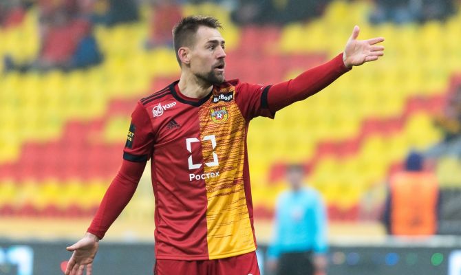 Тульский "Арсенал" проиграл "Нефтехимику" со счетом 1:0