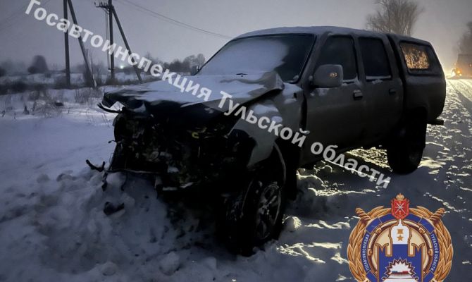 Мужчина пострадал при столкновении иномарок под Узловой