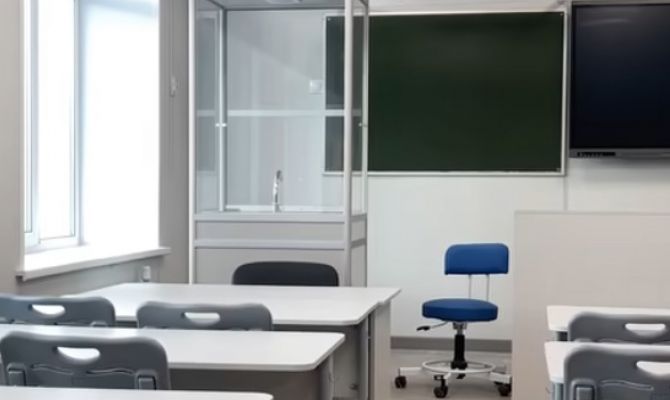 В Узловой открыли школу после реконструкции