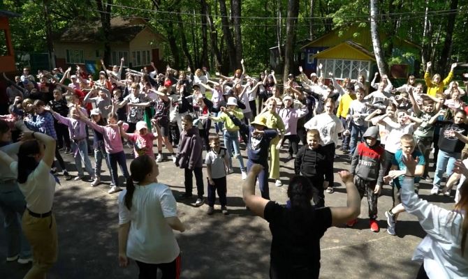 Отдохнуть и узнать что-то новое: какую программу подготовили для детей тульские загородные лагеря