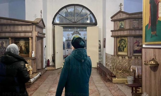Спасатели проверили безопасность в тульских храмах перед Рождеством