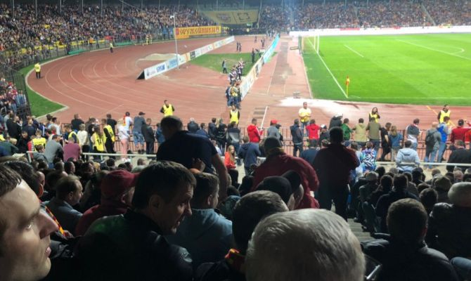 "Здесь жара!": туляки делятся атмосферой матча "Арсенал - Спартак"