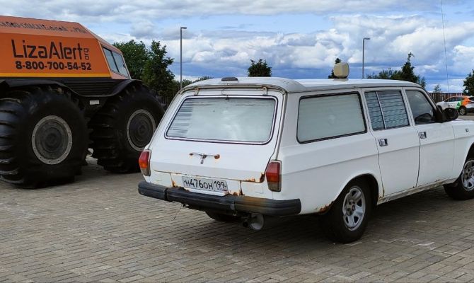 Украденную машину тульских волонтеров из "ЛизаАлерт" нашли