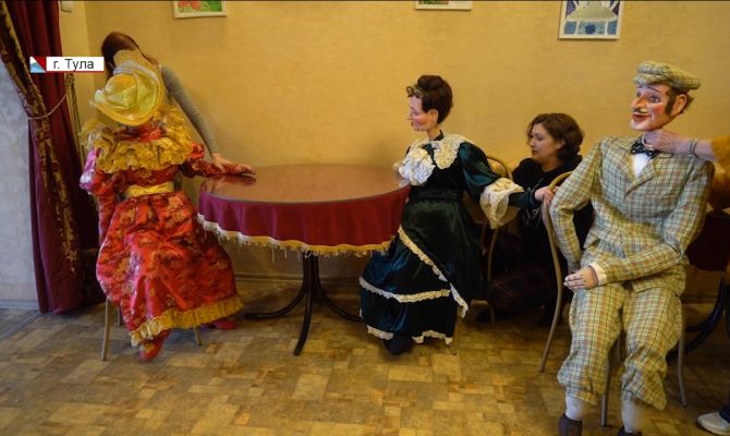 Как в тульском театре готовят кукол для представлений