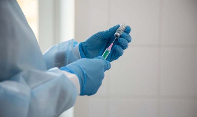 47,7% жителей Тульской области привились от гриппа в 2024 году