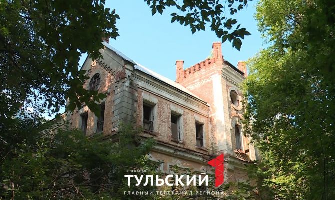 Замок фон Мекк продают: какие обязательные условия ожидают нового владельца