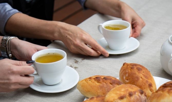 Названы марки чая с пестицидами в составе