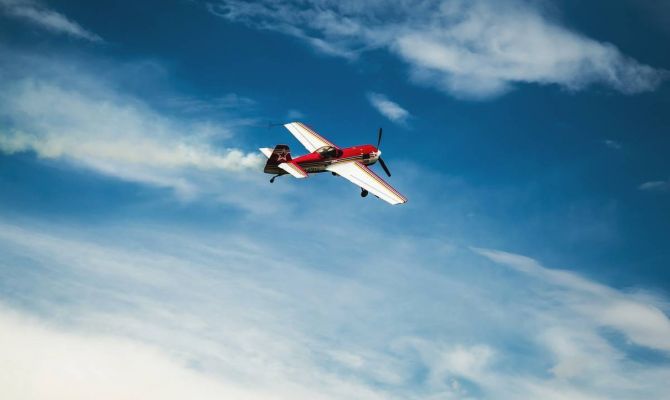 Тульский пилот Олег Шполянский победил на Чемпионате мира по самолетному спорту на Як-52