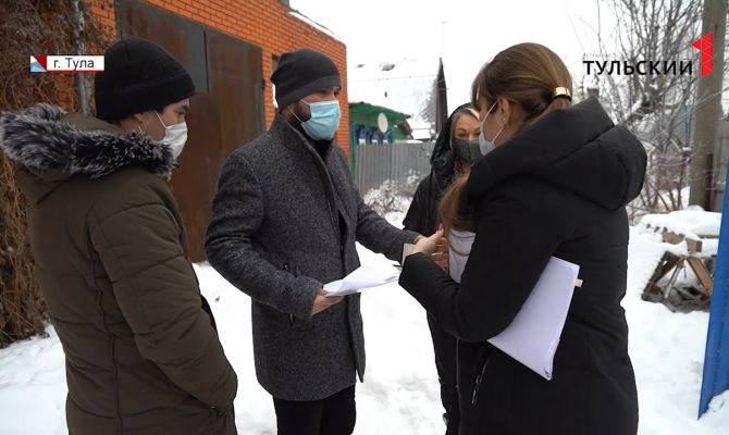 В Туле мигранты из Азии не пускали сироту в квартиру умершей матери 