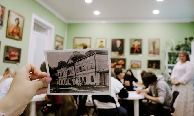 В Плавске обновили систему хранения музейной коллекции
