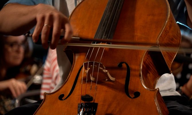 Тульские музыканты сыграли с маэстро: как прошла репетиция с Александром Раммом