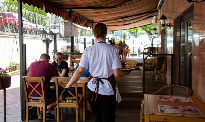 Танцы в «Искре» и отдых на пляже: как туляки отнеслись к Указу Губернатора