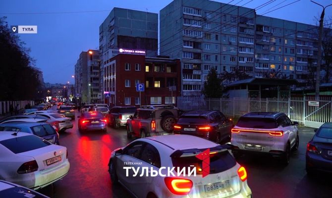 Двор на улице Вересаева в Туле стал дублером оживленной улицы