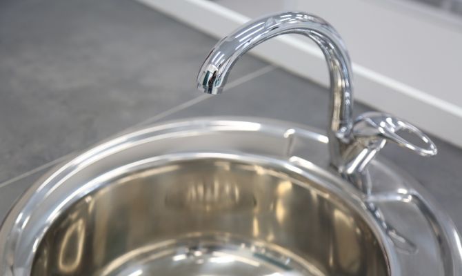 Из-за повреждения водовода жители южной части Тулы остались без воды