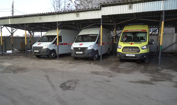 В Туле водители скорой помощи рассказали о нападении пациентов и родах в машине