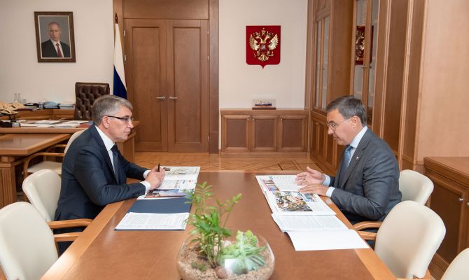 Глава Минобрнауки РФ Валерий Фальков встретился с Дмитрием Миляевым
