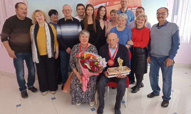 Сразу две семьи из Кимовского района отметили золотую свадьбу