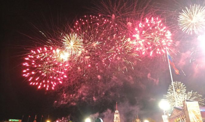 В Тульской области запретили запускать фейерверки на майских праздниках