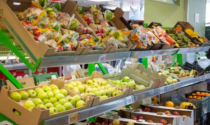 Цена на капусту выросла в 1,5 раза: что влияет на стоимость товаров в магазинах