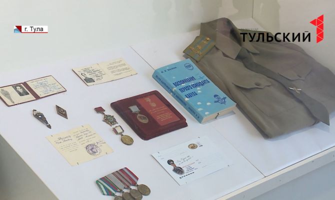 В атриуме тульского Кремля открылась выставка «Время выбрало нас»