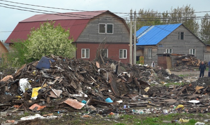 Чей мусор: прокуратура выясняет, откуда взялась огромная свалка в тульском Плеханово