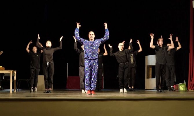 Победитель шоу "Танцы" подготовил для туляков премьеру экспериментального спектакля