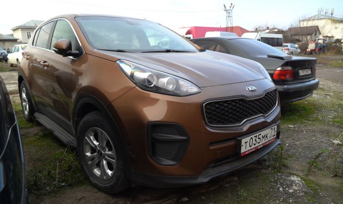 Тулячка купила машину с рук и теперь вынуждена судиться с бывшей хозяйкой и банком