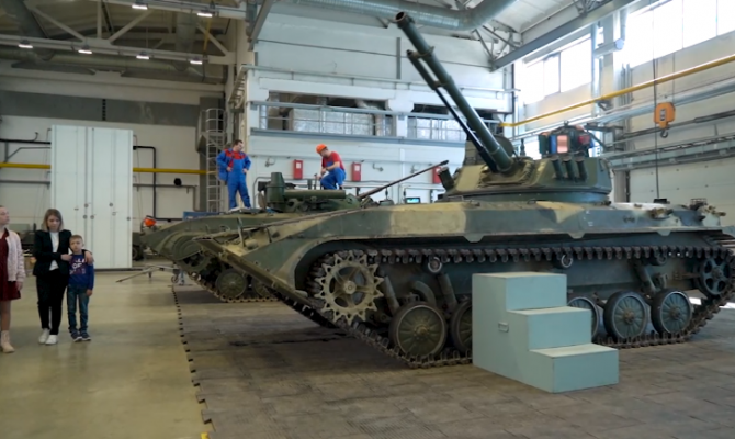  Тульские школьники увидели, как работает КБП