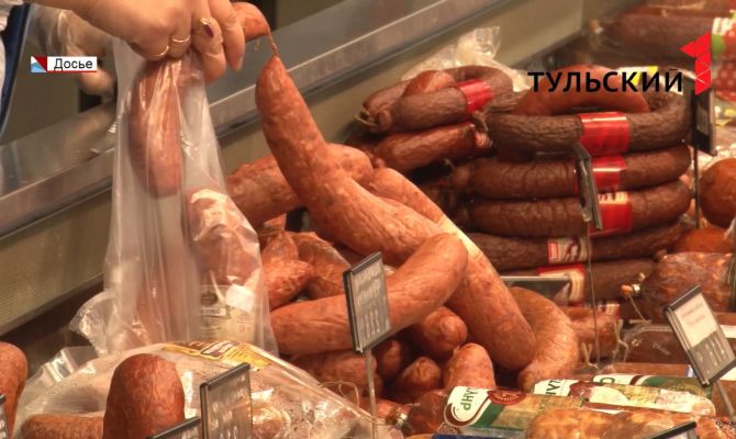 Меньше 50% мяса и стафилококк в придачу: эксперты провели исследование любительской колбасы