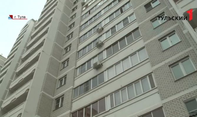 Лужи фекалий в тульской многоэтажке: как в доме борются с проблемой