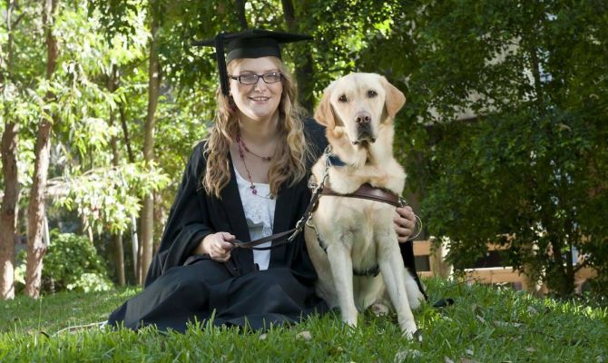 Ученые: собаки могут помочь студентам сдать сессию
