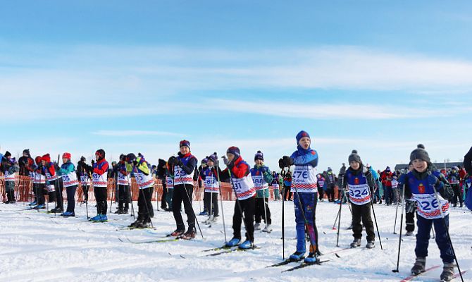 «Лыжня Веденина» в Дубне собрала любителей, профессионалов и ветеранов спорта
